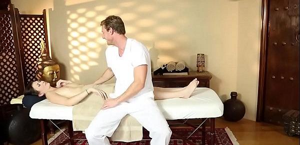  Nasty masseur copulating his customers